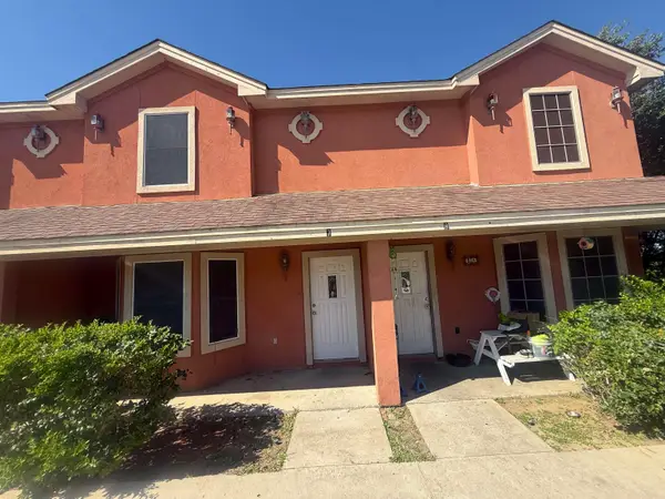 1016 Dicky Lane, Laredo, TX 78045