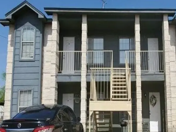 606 Gale St, Laredo, TX 78041