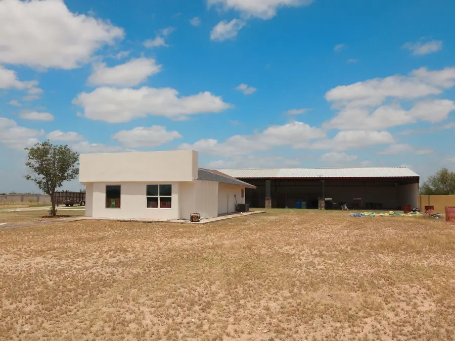 145 Camino Reforma, Laredo, TX 78043 - #2