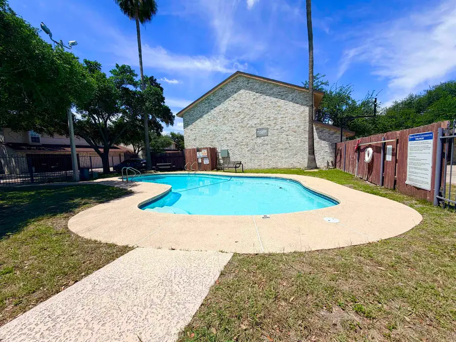 8801 McPherson Rd, Laredo, TX 78045 - #3