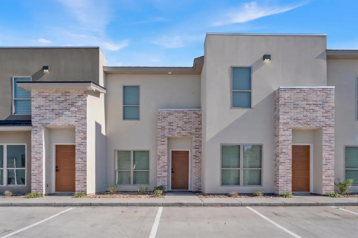 7613 King Arthurs Ct, Laredo, TX 78041 - #1