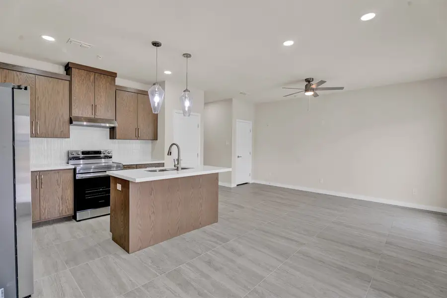 7613 King Arthurs Ct, Laredo, TX 78041 - #3