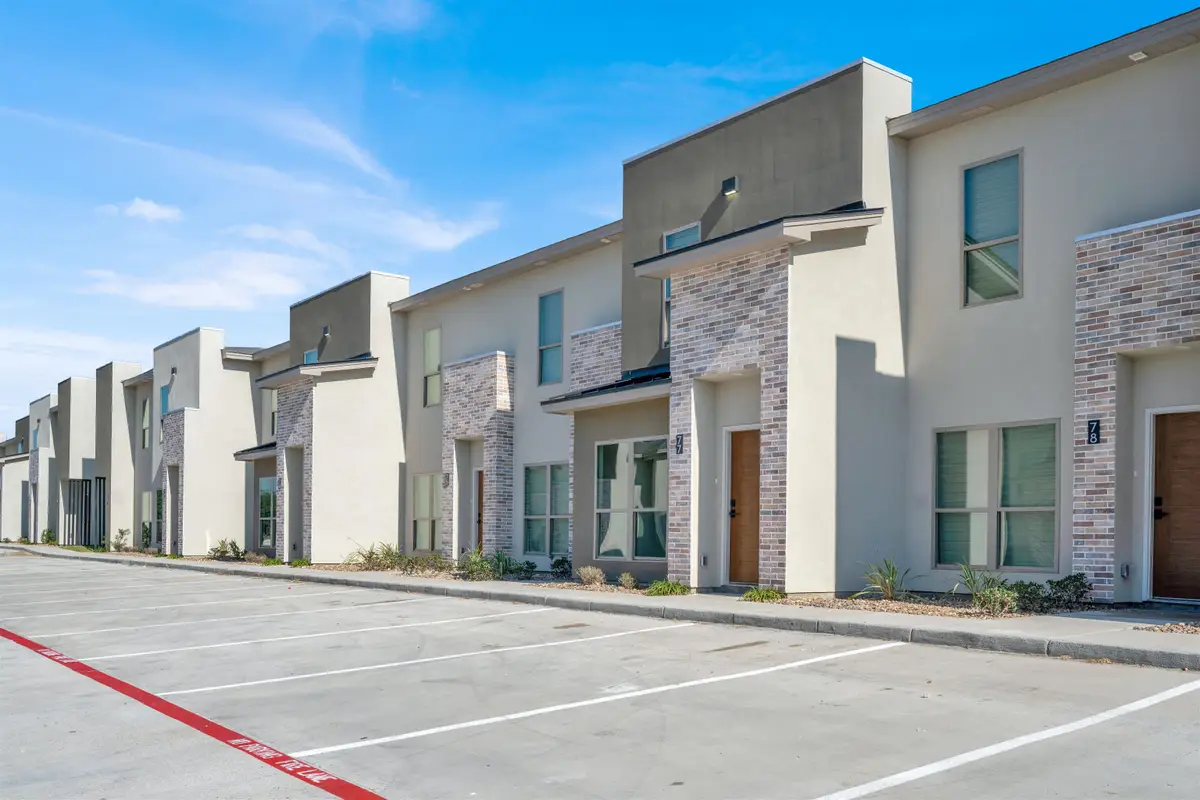 7613 King Arthurs Ct, Laredo, TX 78041 - #1