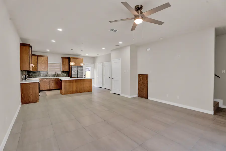 7613 King Arthurs Ct, Laredo, TX 78041 - #3