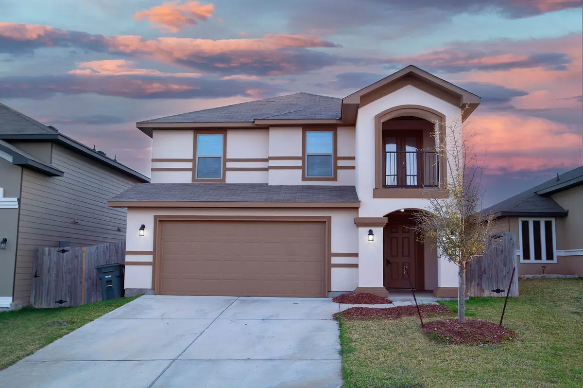 5607 Lone Star Loop, Laredo, TX 78046 - #1