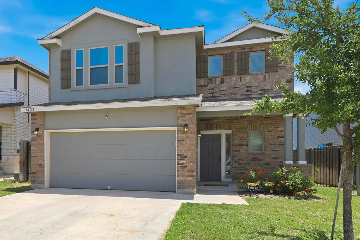 1423 Sambar Lp, Laredo, TX 78045 - #1