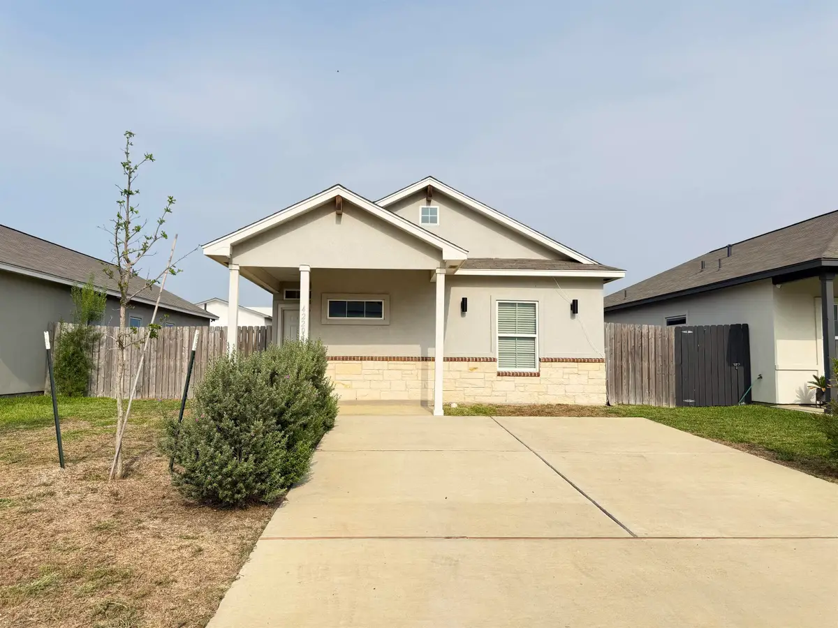 4220 Gavilan Dr., Laredo, TX 78046 - #1