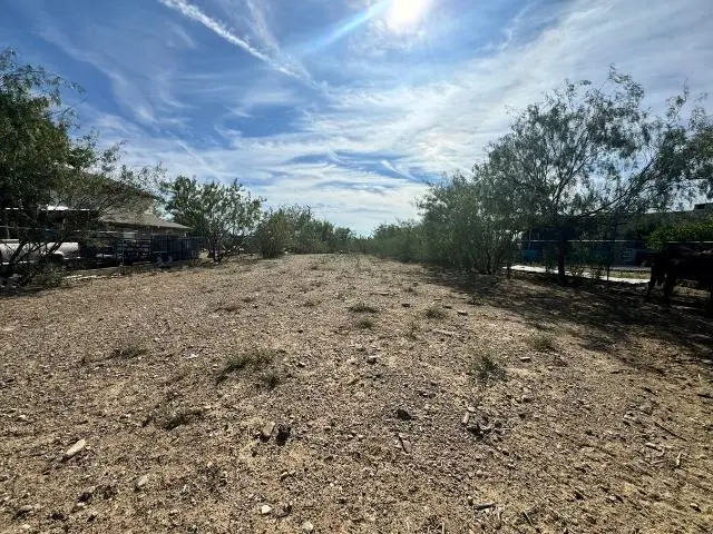 620 Hernandez, El Cenizo, TX 78046 - #2