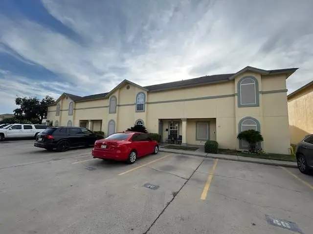 1000 Ranchway Dr, Laredo, TX 78045 - #1