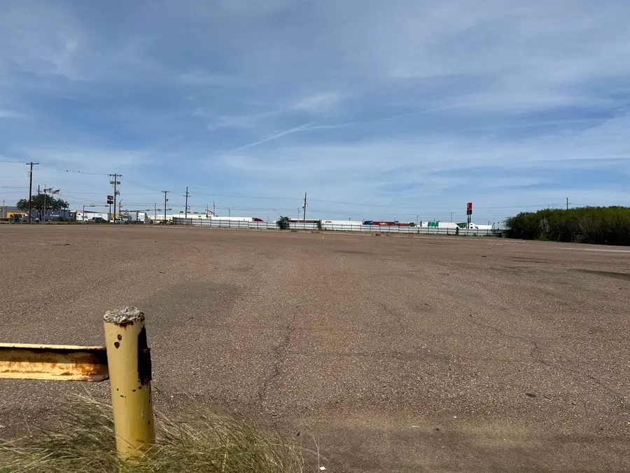 14107 Transportation Ave, Laredo, TX 78045 - #3