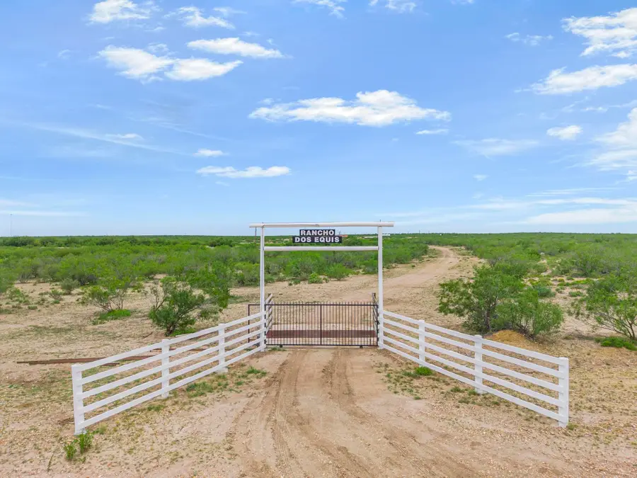 3458 Mangana-Hein Rd, Laredo, TX 78046 - #2