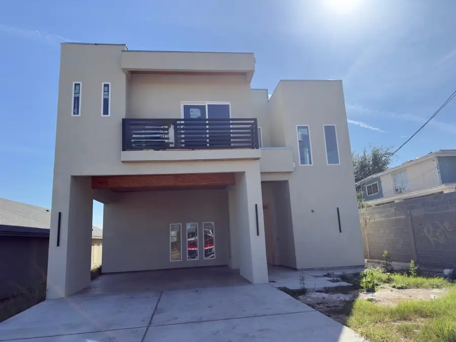 2905 Bayard St, Laredo, TX 78046 - #2