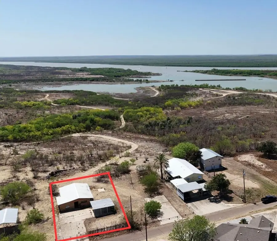 5203 Siesta Ln, Zapata, TX 78076 - #2
