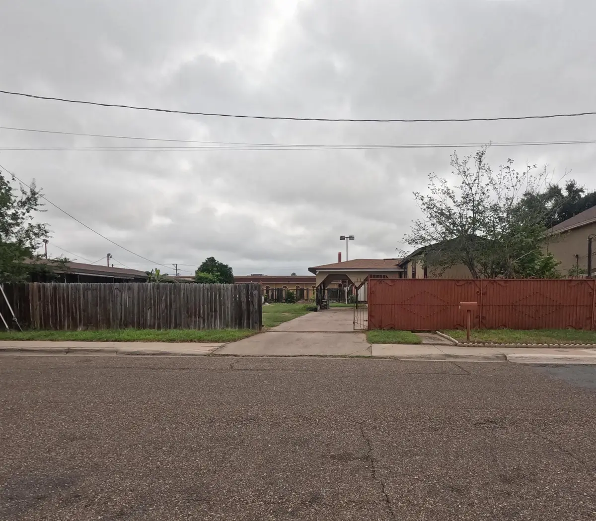 4305 McClelland Ave, Laredo, TX 78041 - #1