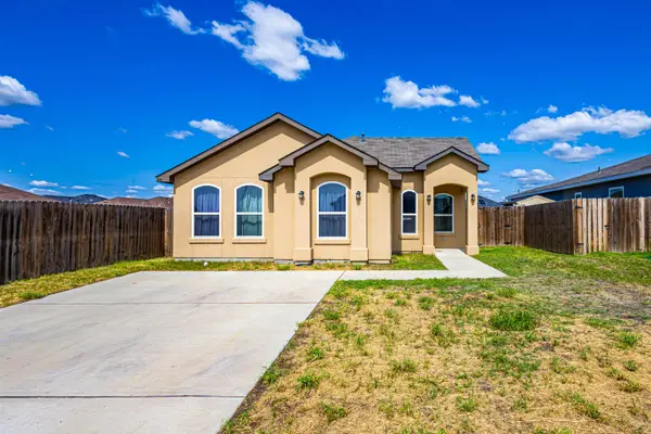 513 Graneros Ave., Laredo, TX 78046