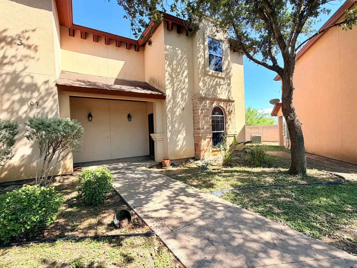 10706 International Blvd, Laredo, TX 78045 - #1