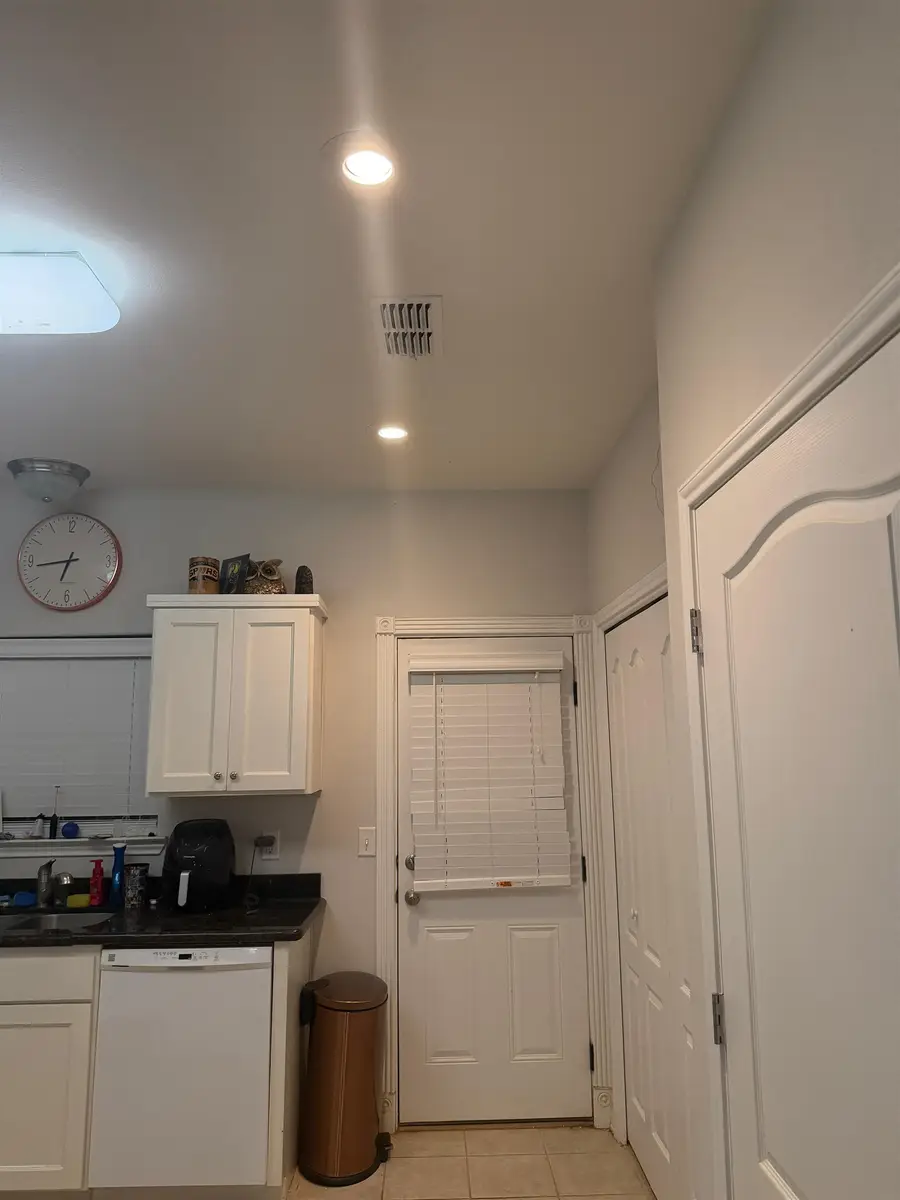602 Basswood Dr, Laredo, TX 78045 - #3