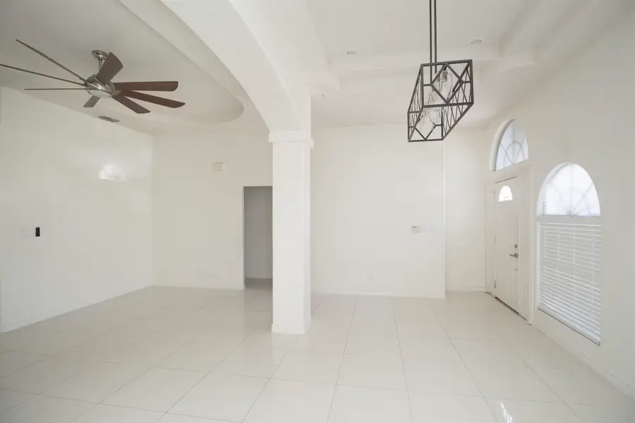 8996 Foggy Lp, Laredo, TX 78045 - #3