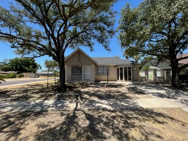 126 Atlanta Dr, Laredo, TX 78045 - #1