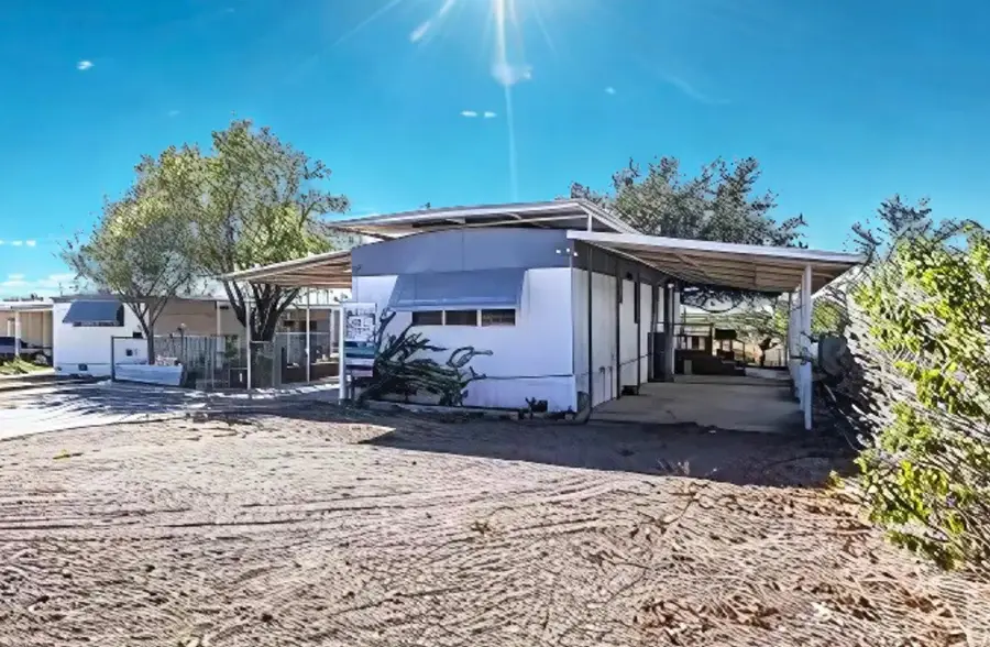 100 Blossum Blvd., Zapata, TX 78076 - #2