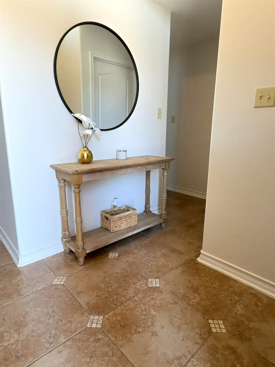 214 Bur Oak Dr, Laredo, TX 78045 - #3