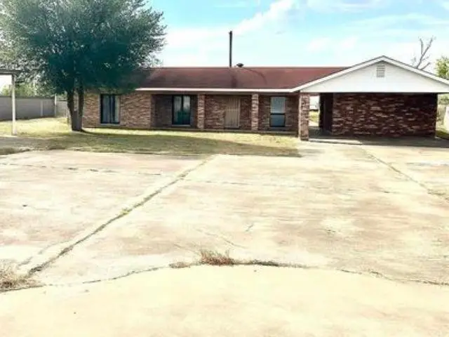 2061 Retama Dr, Falcon Lake Estates, TX 78076 - #2