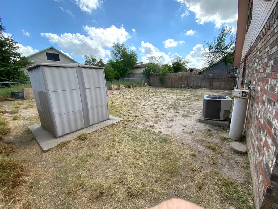 119 Tours Ln, Laredo, TX 78045 - #3