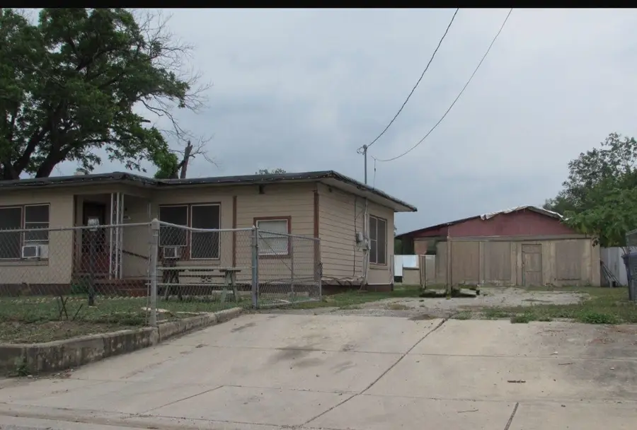 165 W Ansley St., San Antonio, TX 78221 - #3