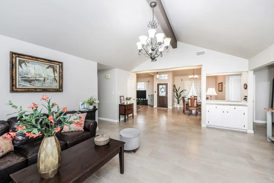 1207 Lyles Lp, Laredo, TX 78045 - #3