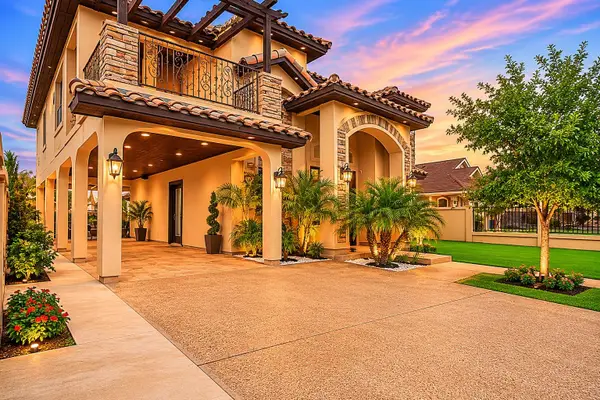 6310 Aloe Vera Dr, LAREDO, TX 78043