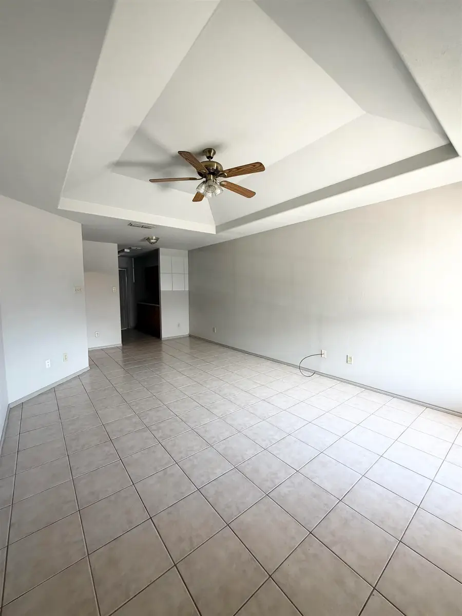507 Shiloh Dr, Laredo, TX 78045 - #3