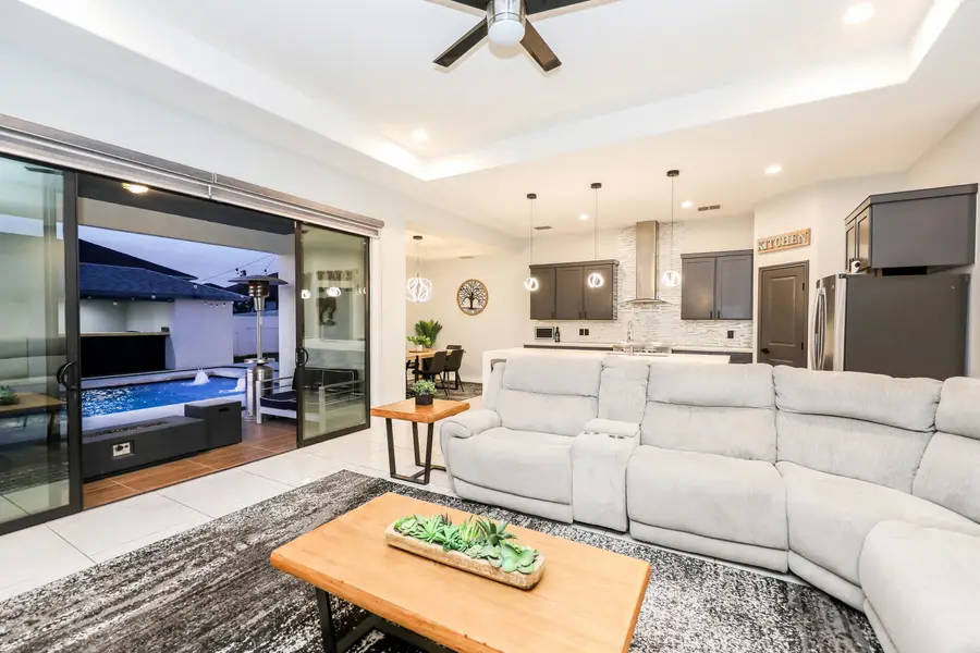 102 Cresta Dr., Laredo, TX 78045 - #3