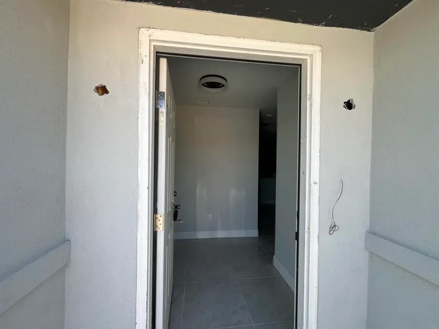 128 Leon Ave, Laredo, TX 78046 - #2