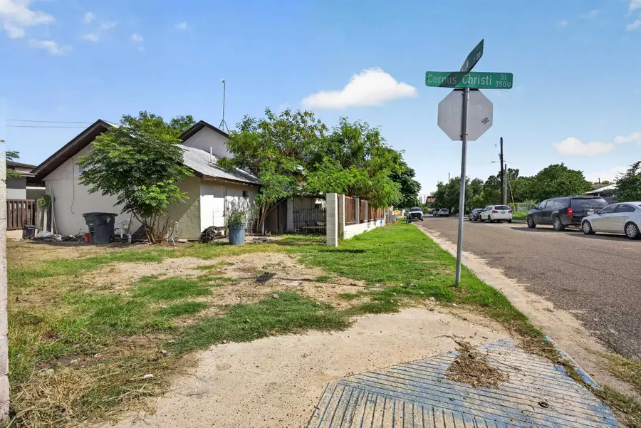 3501 Corpus Christi St, Laredo, TX 78043 - #3