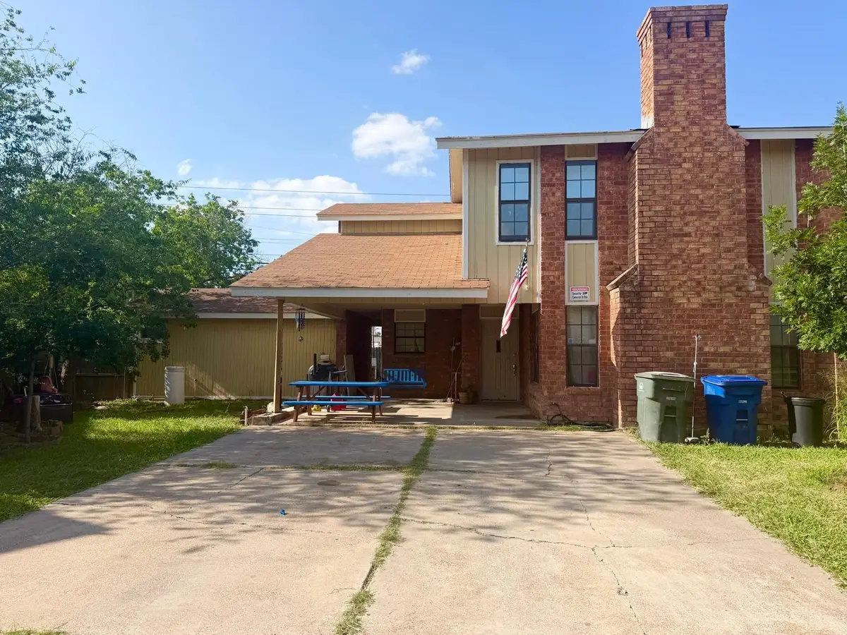 4824 Westside Ln, Laredo, TX 78041 - #1