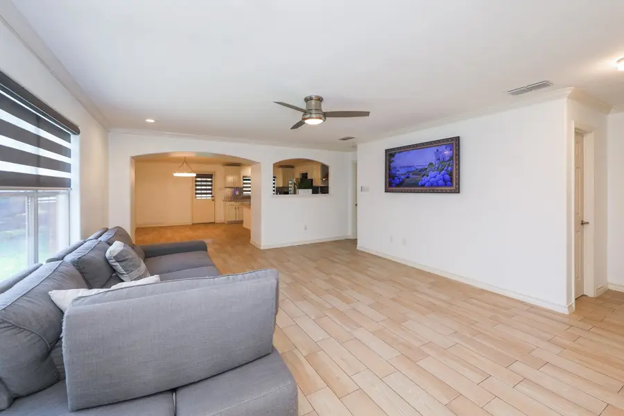 3116 Silhouette Dr, Laredo, TX 78045 - #2