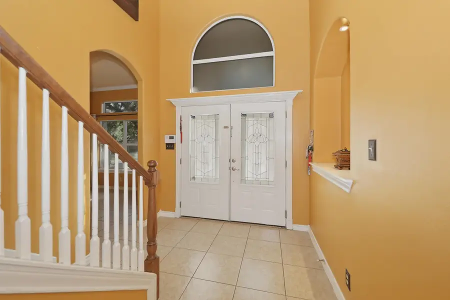 10601 Porfirio Dr, Laredo, TX 78045 - #2