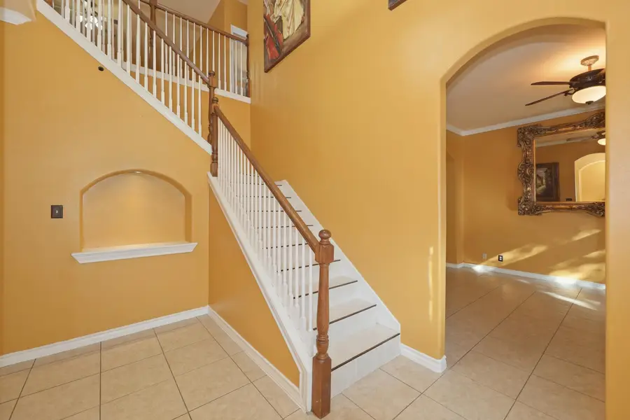 10601 Porfirio Dr, Laredo, TX 78045 - #3