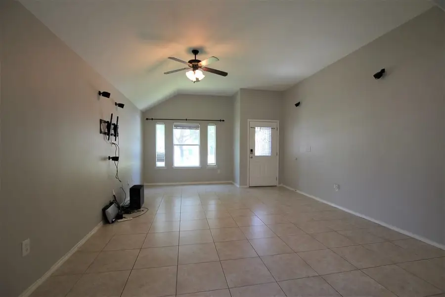 1911 Stonefield Ln, Laredo, TX 78045 - #3
