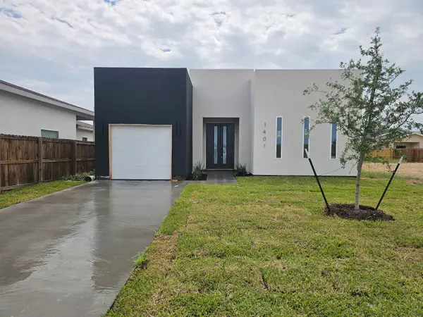 1401 Los Estribos Dr., Laredo, TX 78046