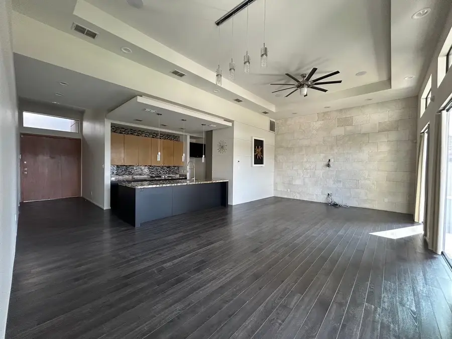 1210 Harlan St, Laredo, TX 78045 - #3