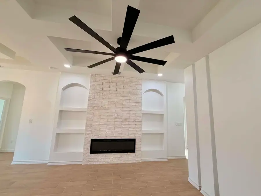 6115 Leopoldo Dr, Laredo, TX 78043 - #3