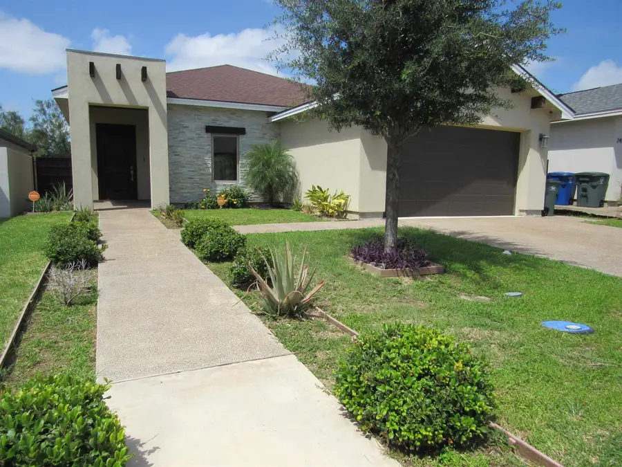 2419 Messi St., Laredo, TX 78041 - #2