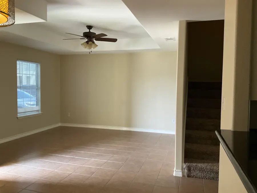 1014 Ranchway Dr, Laredo, TX 78045 - #3