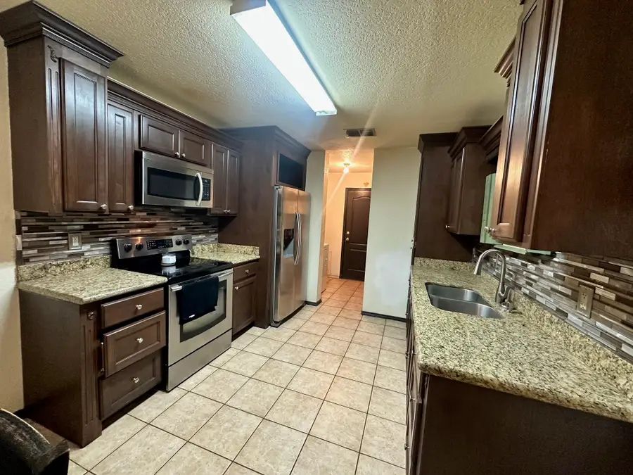3061 Saint Margaret Ln, Laredo, TX 78046-0000 - #3