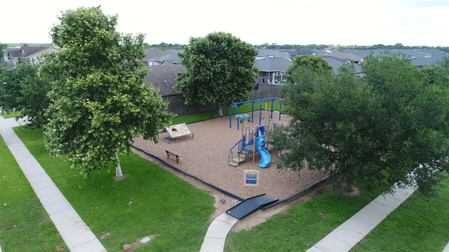 104 Buckskin Trl., Victoria, TX 77904 - #3