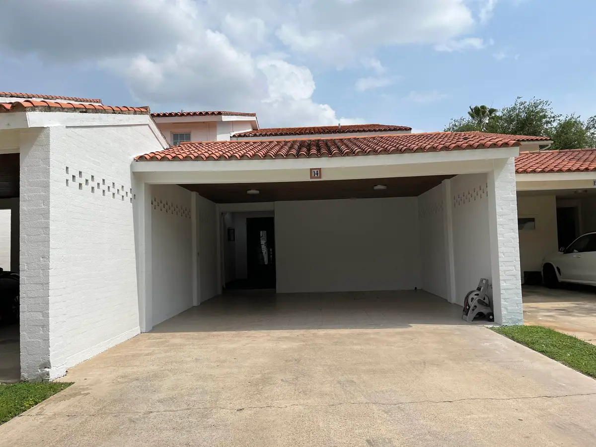 1800 Country Club Dr, Laredo, TX 78045 - #1