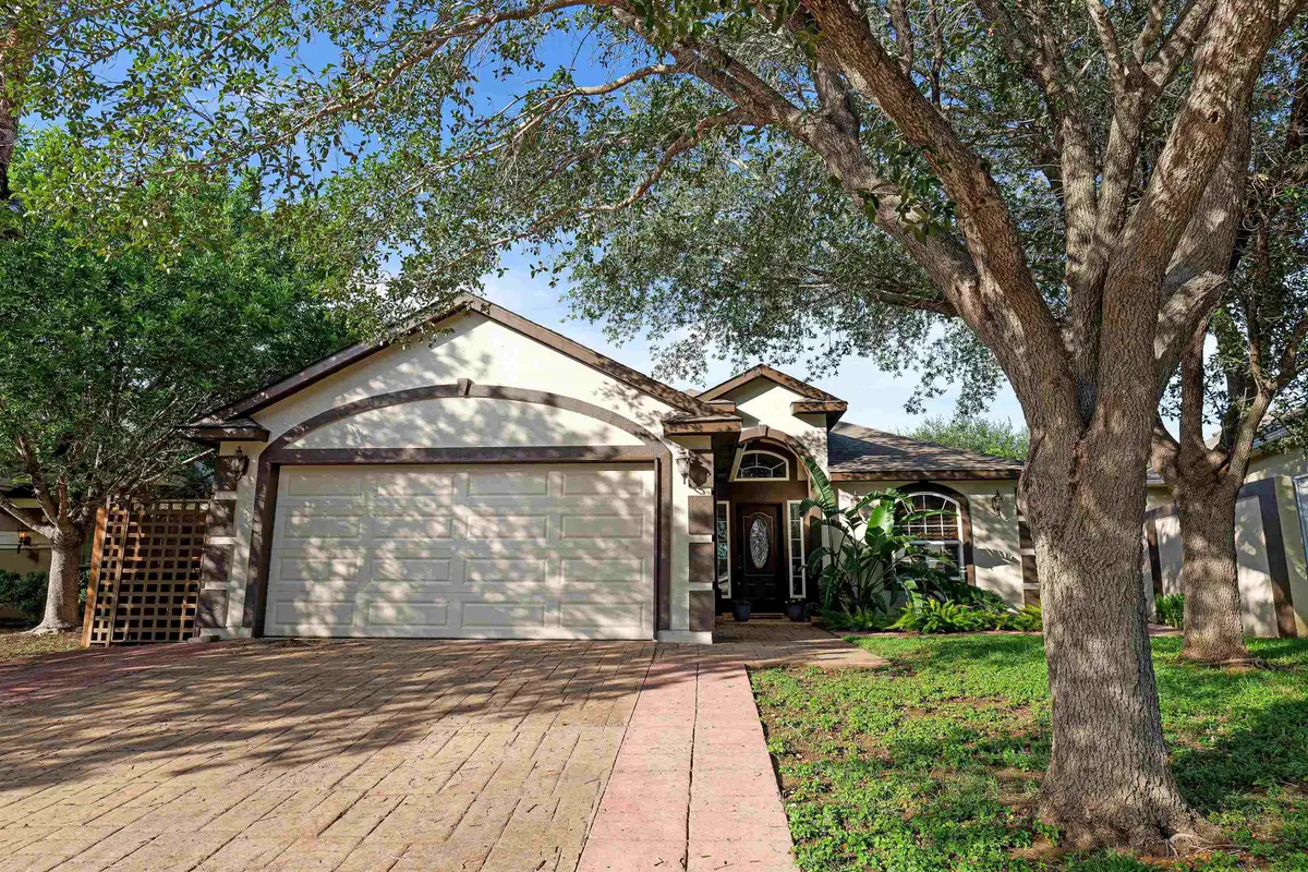 2081 Quito Lp, Laredo, TX 78043 - #1