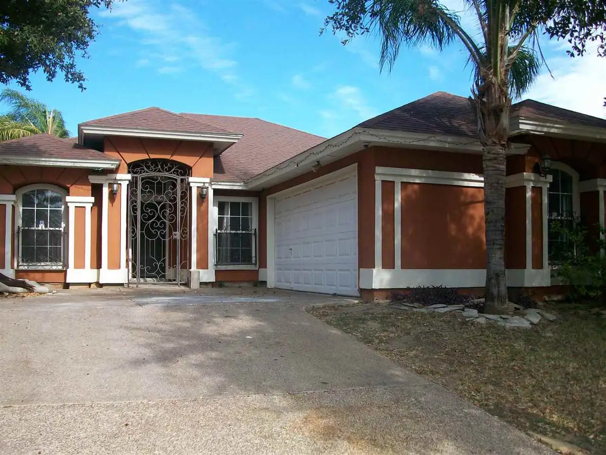 3916 Calle Guadalajara, Laredo, TX 78046 - #1