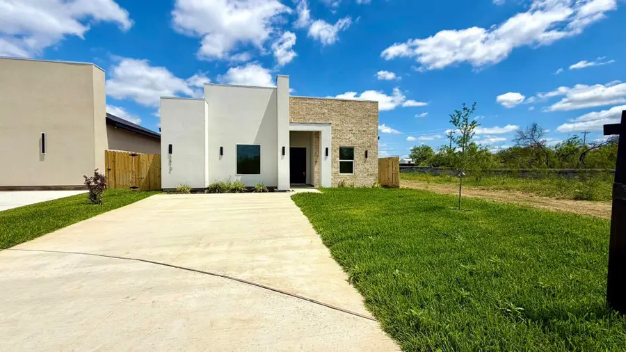 2410 Durazno Ct., Laredo, TX 78046 - #2